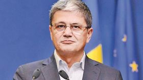 VIDEO Mediul de afaceri a fost pus pe jar, după ce s-a luat în considerare implentarea E-TVA-ului. Măsura a fost amânată până în ianuarie